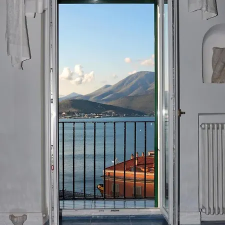 Di Sole E D'azzurro - Sea View Vakantiehuis Gaeta